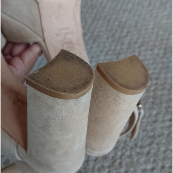 Stuart Weitzman Open Scalloped Taupe Sued Platform Sandal size 8.5M - Picture 10 of 12
